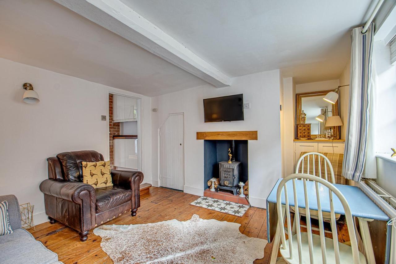 Sweet & Cosy 10 Bridewell Cottage With Parking Available Upon Request Bury St. Edmunds Exterior foto