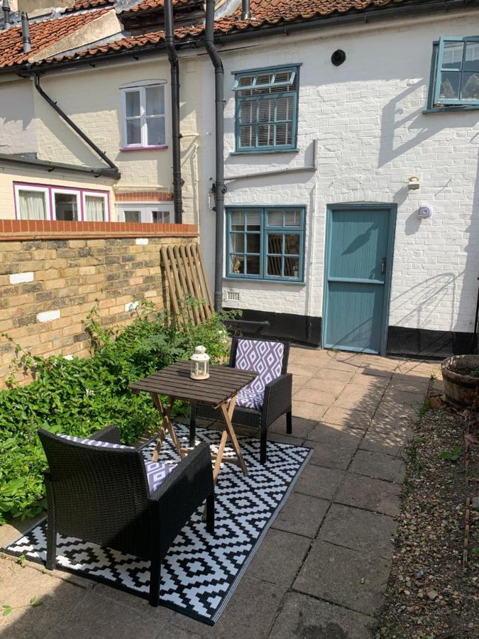 Sweet & Cosy 10 Bridewell Cottage With Parking Available Upon Request Bury St. Edmunds Exterior foto
