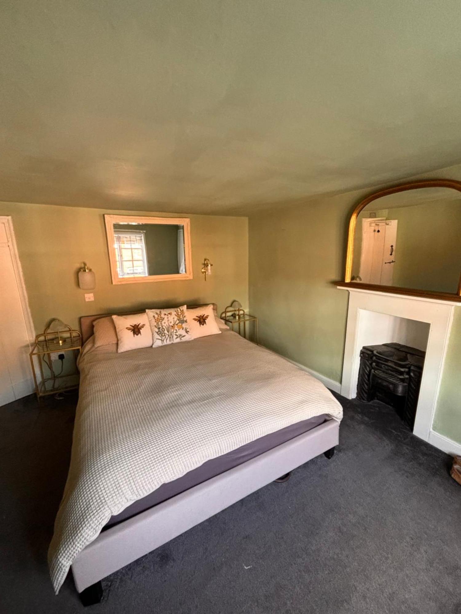 Sweet & Cosy 10 Bridewell Cottage With Parking Available Upon Request Bury St. Edmunds Exterior foto