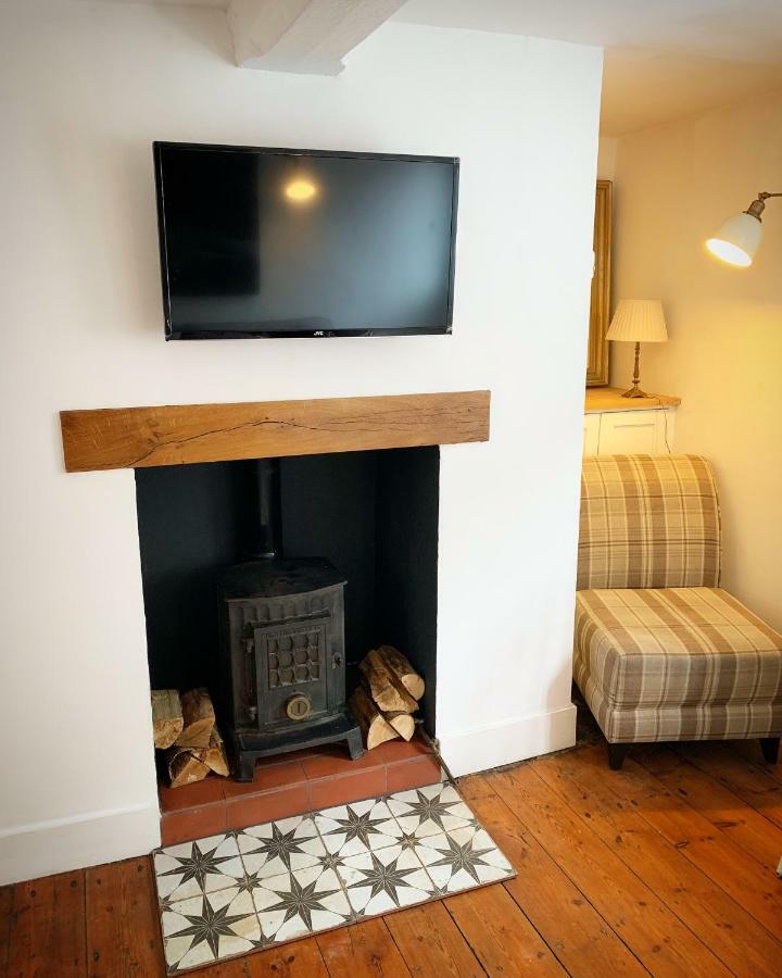 Sweet & Cosy 10 Bridewell Cottage With Parking Available Upon Request Bury St. Edmunds Exterior foto